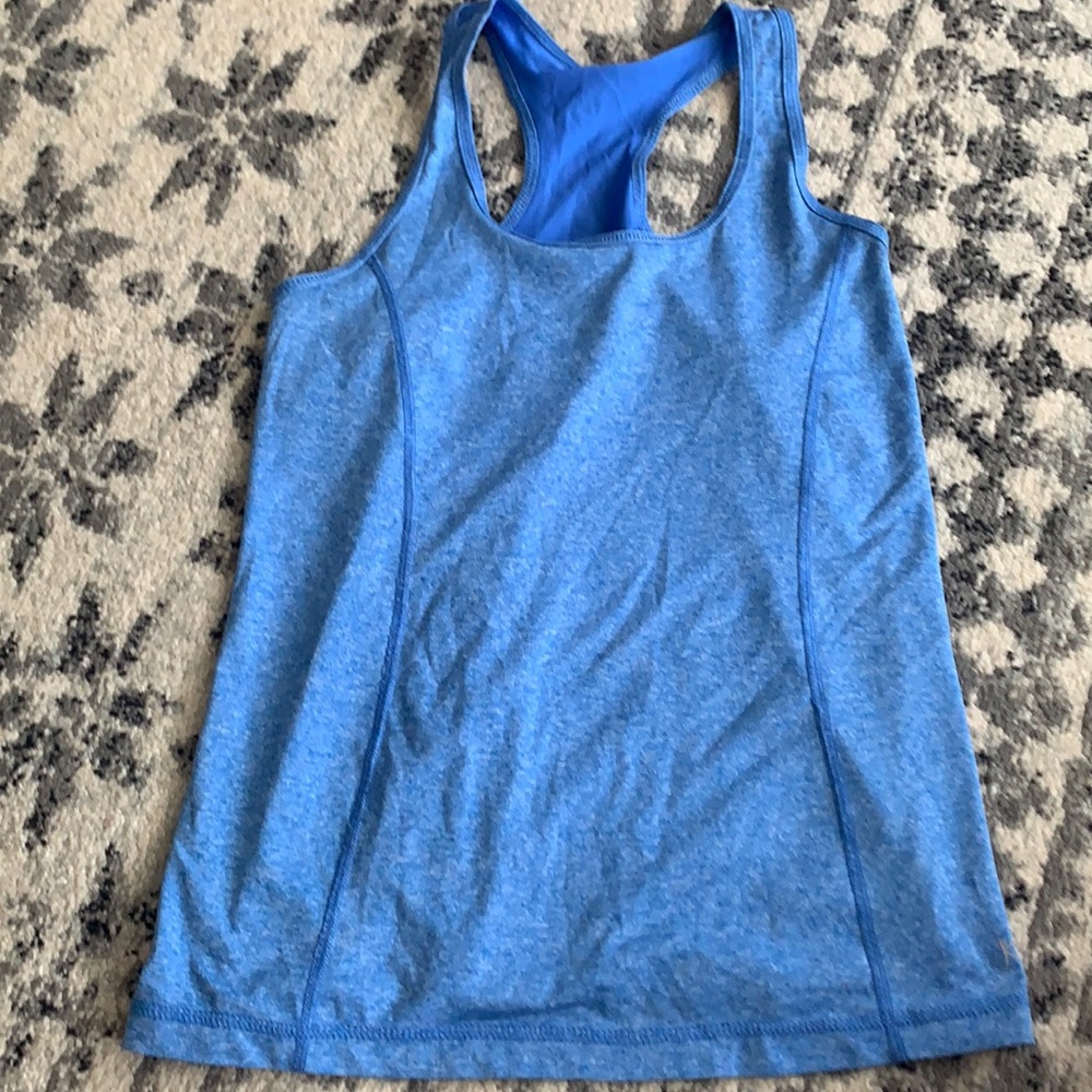 Dry fit tank. Great for exercise